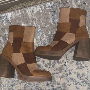 Women’s platform heels